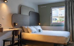 ibis Lourdes Centre Gare